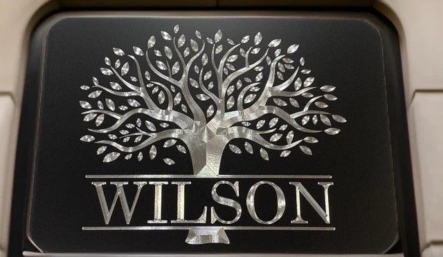 Family Name and Tree Home Sign